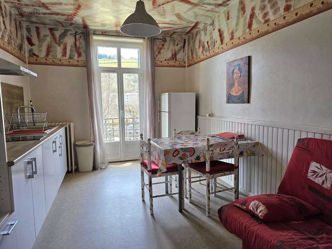 Appartement à LA BOURBOULE