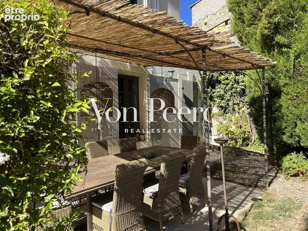 Maison de maître du xviiiᵉ siècle – cœur de la montagnette- alpilles - photo 2