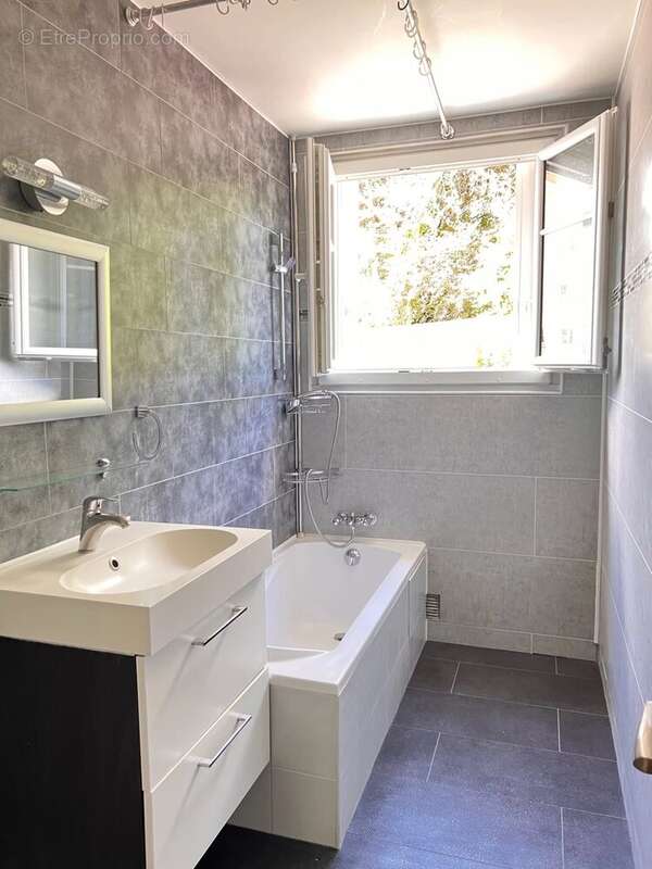 Appartement à THIAIS