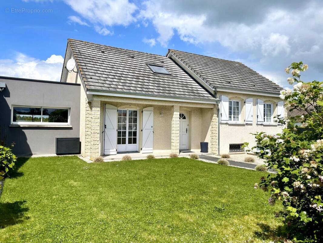 Photo 1 - Maison à AUMENANCOURT