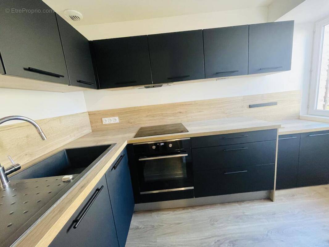 Appartement à OPTEVOZ