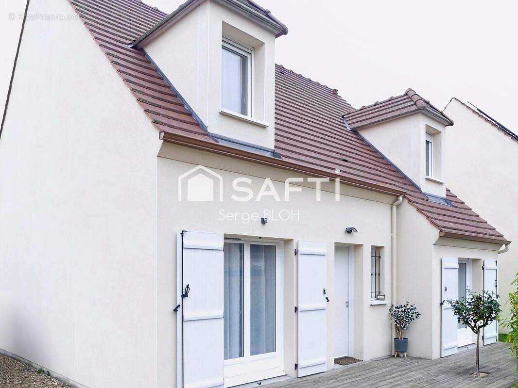 Photo 1 - Maison à MOGNEVILLE