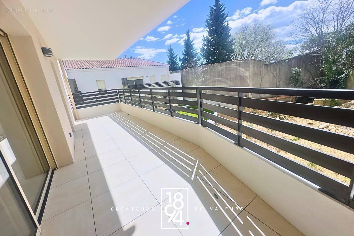 Appartement à NIMES