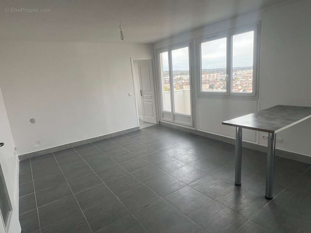 Appartement à POISSY
