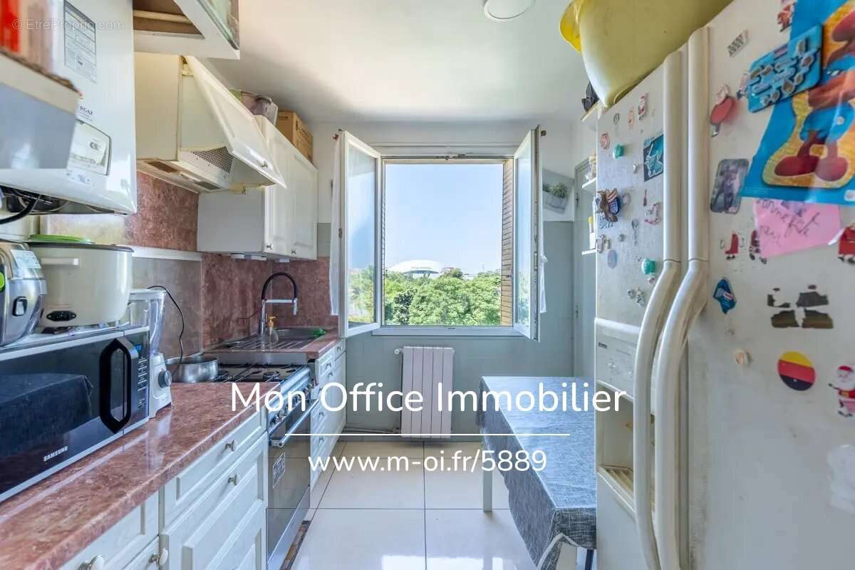 Appartement à MARSEILLE-9E