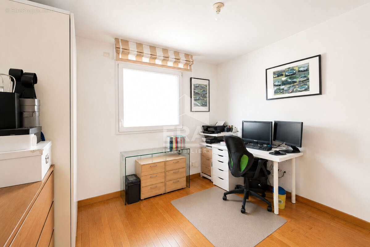 Appartement à ISSY-LES-MOULINEAUX
