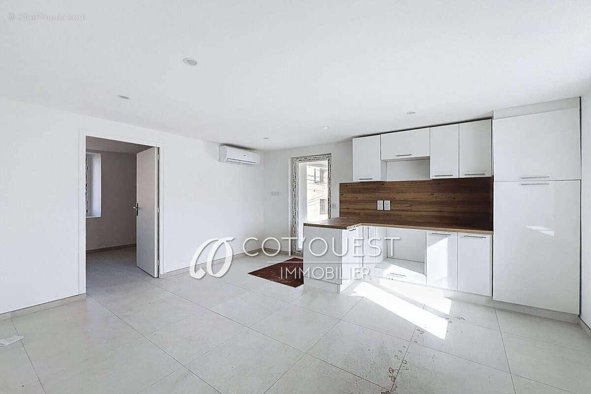 Appartement à PEGOMAS