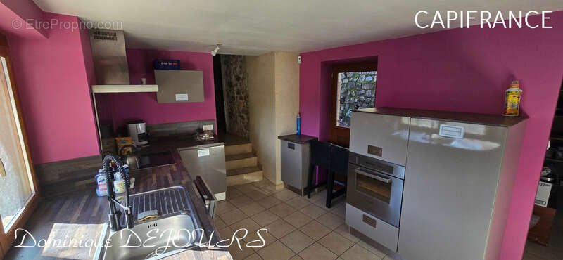 Très Belle Maison en pierres dominant la Vallée de l'Eyrieux avec une vue splendide. 3 chambres, un grand séjour et une piscine - photo 11