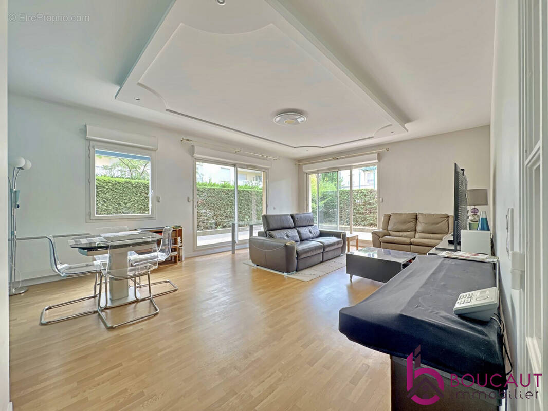 Appartement à LE PLESSIS-ROBINSON