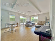 Appartement à LE PLESSIS-ROBINSON