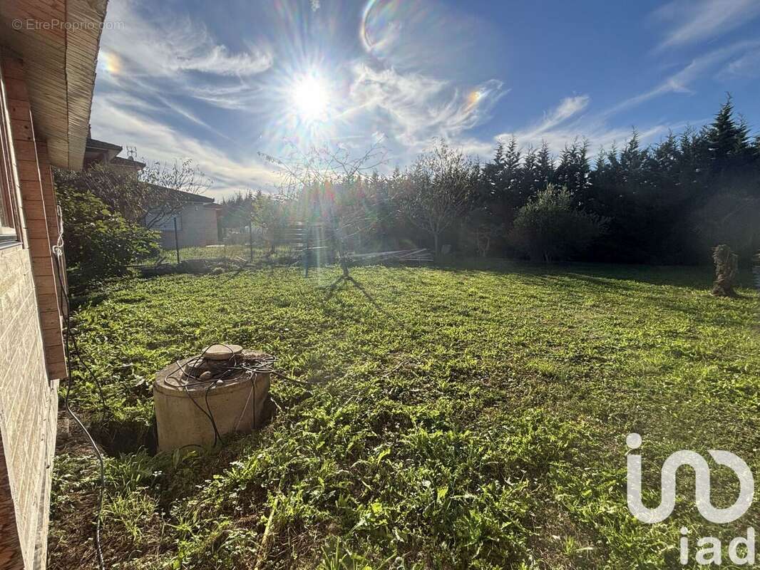 Photo 4 - Terrain à MONTBETON