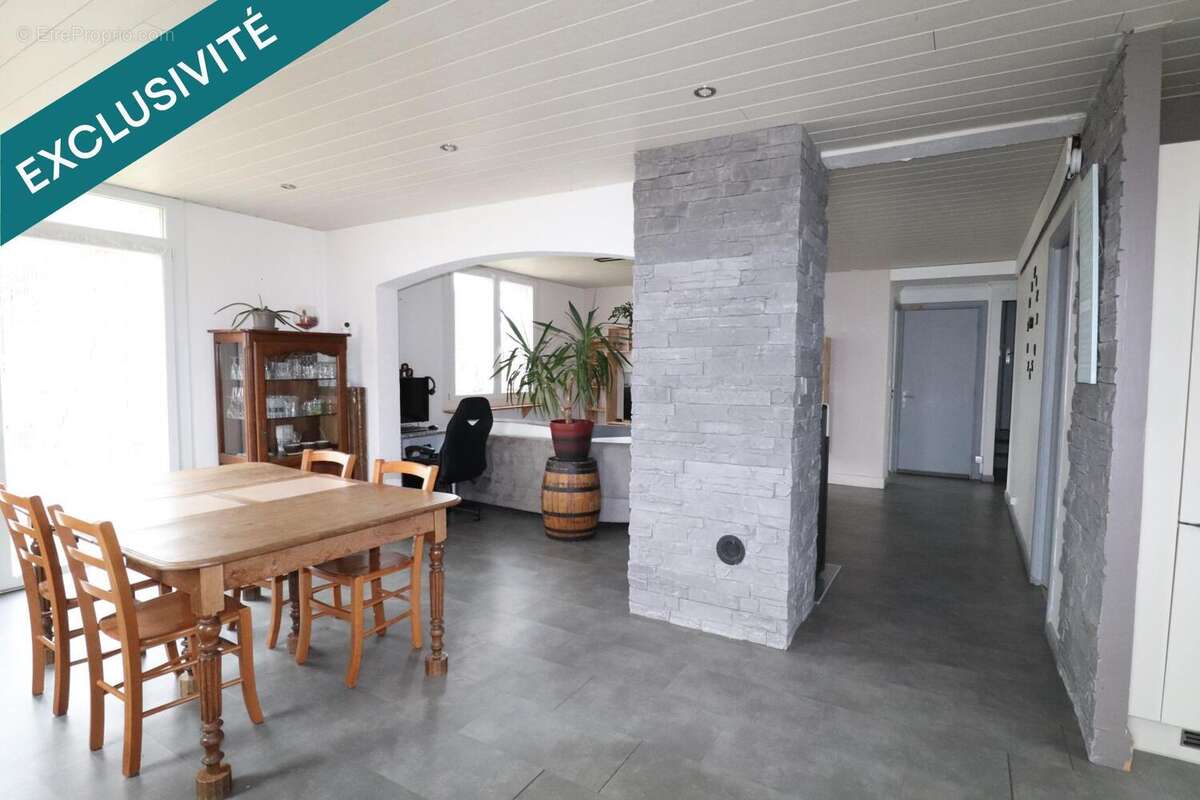 Photo 7 - Maison à PIERREFONTAINE-LES-VARANS