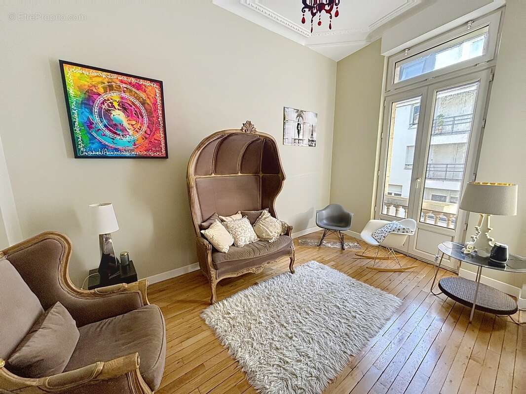 Maison à vendre 15 pièces, jardin et garages REIMS (51) - photo 24