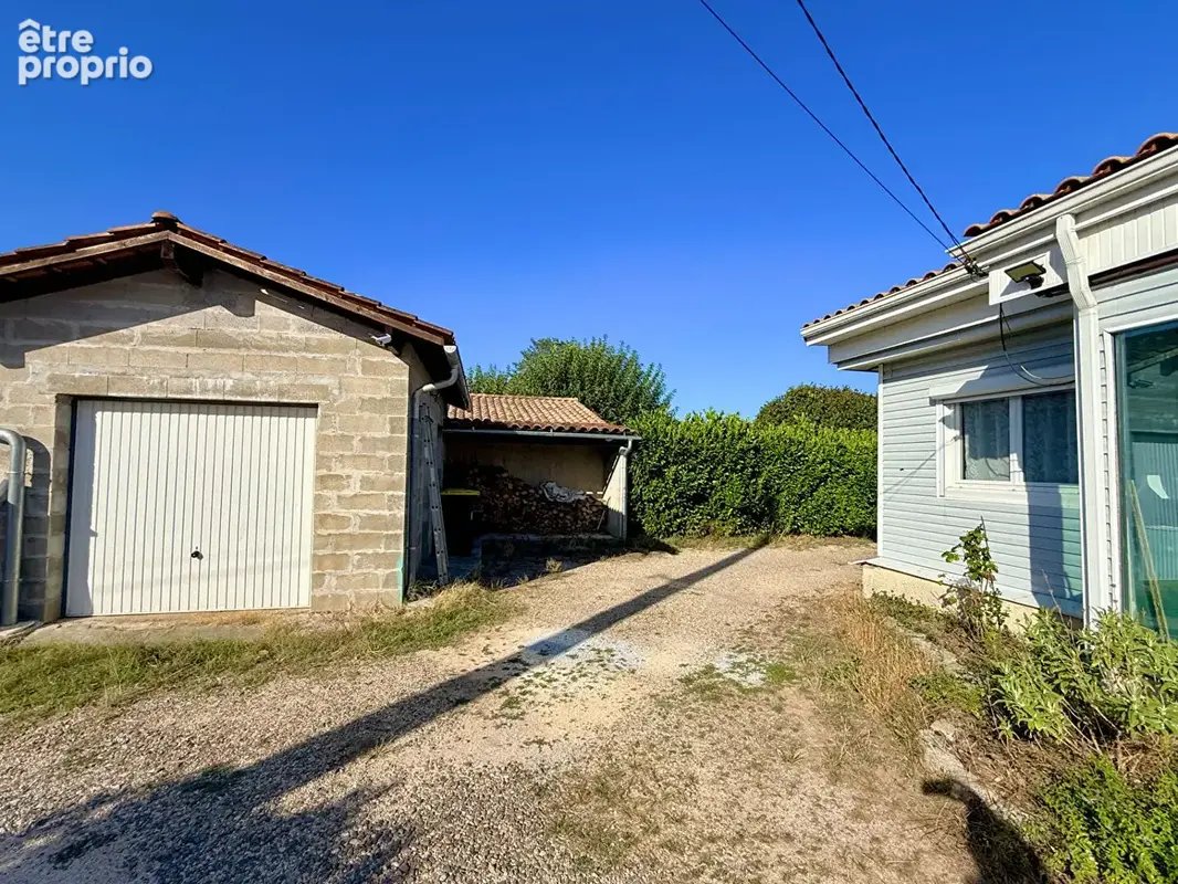 Maison 4 chambres a izon 118 m²  terrain de 1 444 m² - photo 16