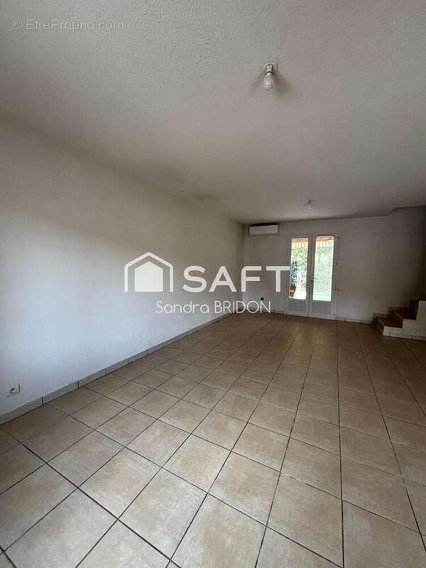 Photo 5 - Maison à SALERNES