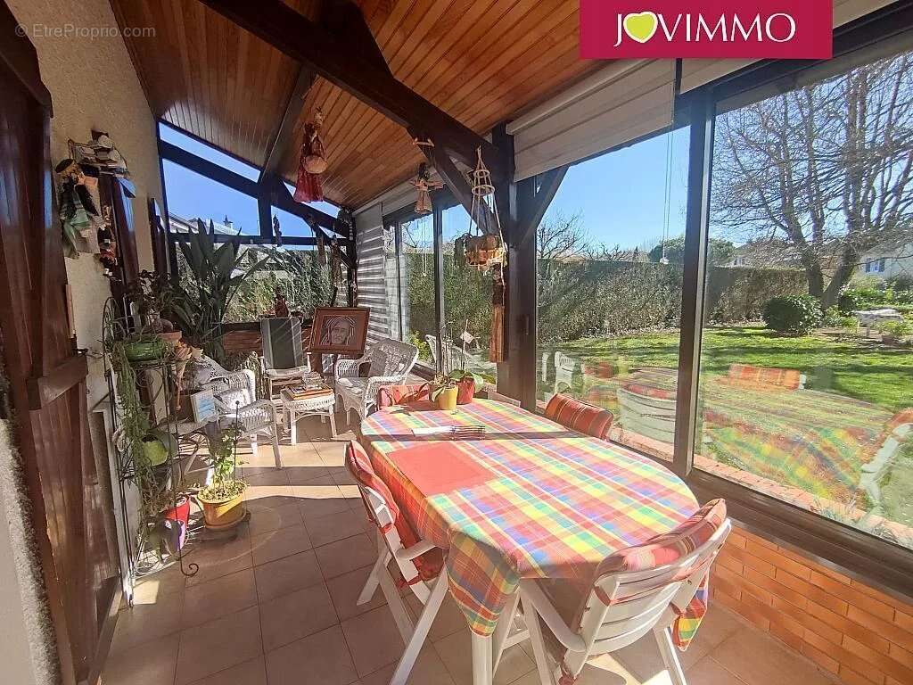 Maison à FONTAINE-LE-COMTE