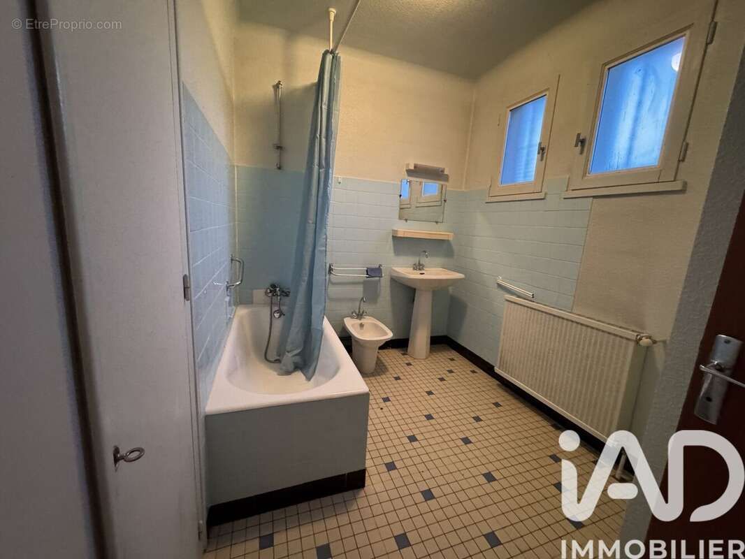 Maison 110 m² à La Chevallerais  - photo 6