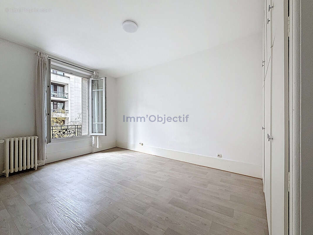 Appartement à PARIS-12E