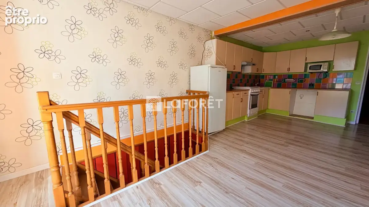 Maison de ville à SAINTE-MENEHOULD - 136 m² - 2 chambres - photo 14