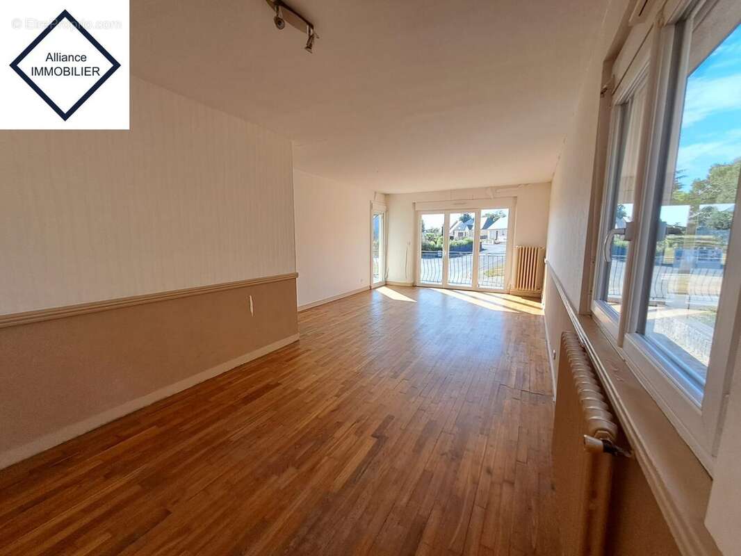 Maison 132 m² à Montauban-De-Bretagne  - photo 4