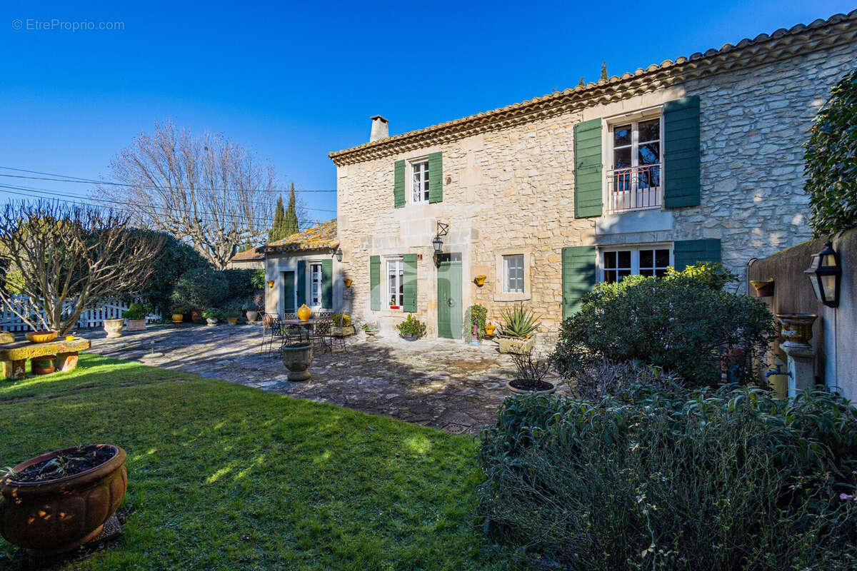 Maison à SAINT-ETIENNE-DU-GRES