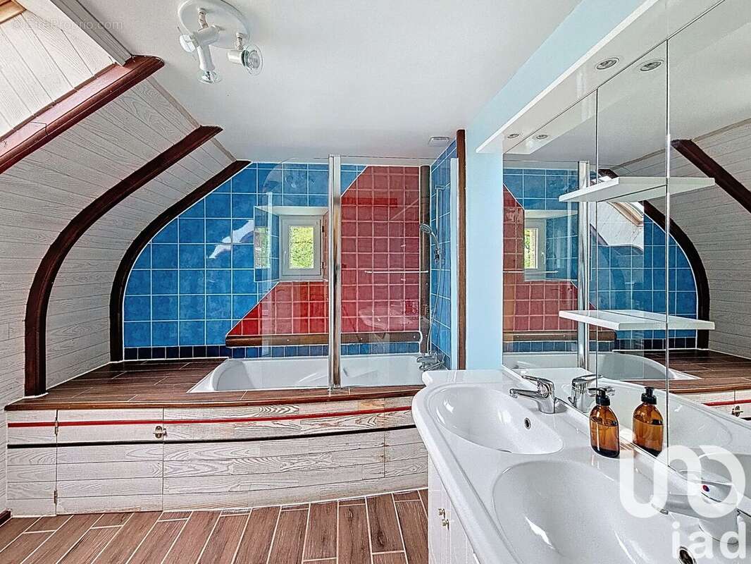 Photo 9 - Maison à SAINT-OUEN-DES-ALLEUX