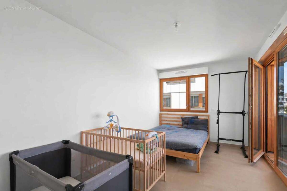 Appartement à BUSSY-SAINT-GEORGES