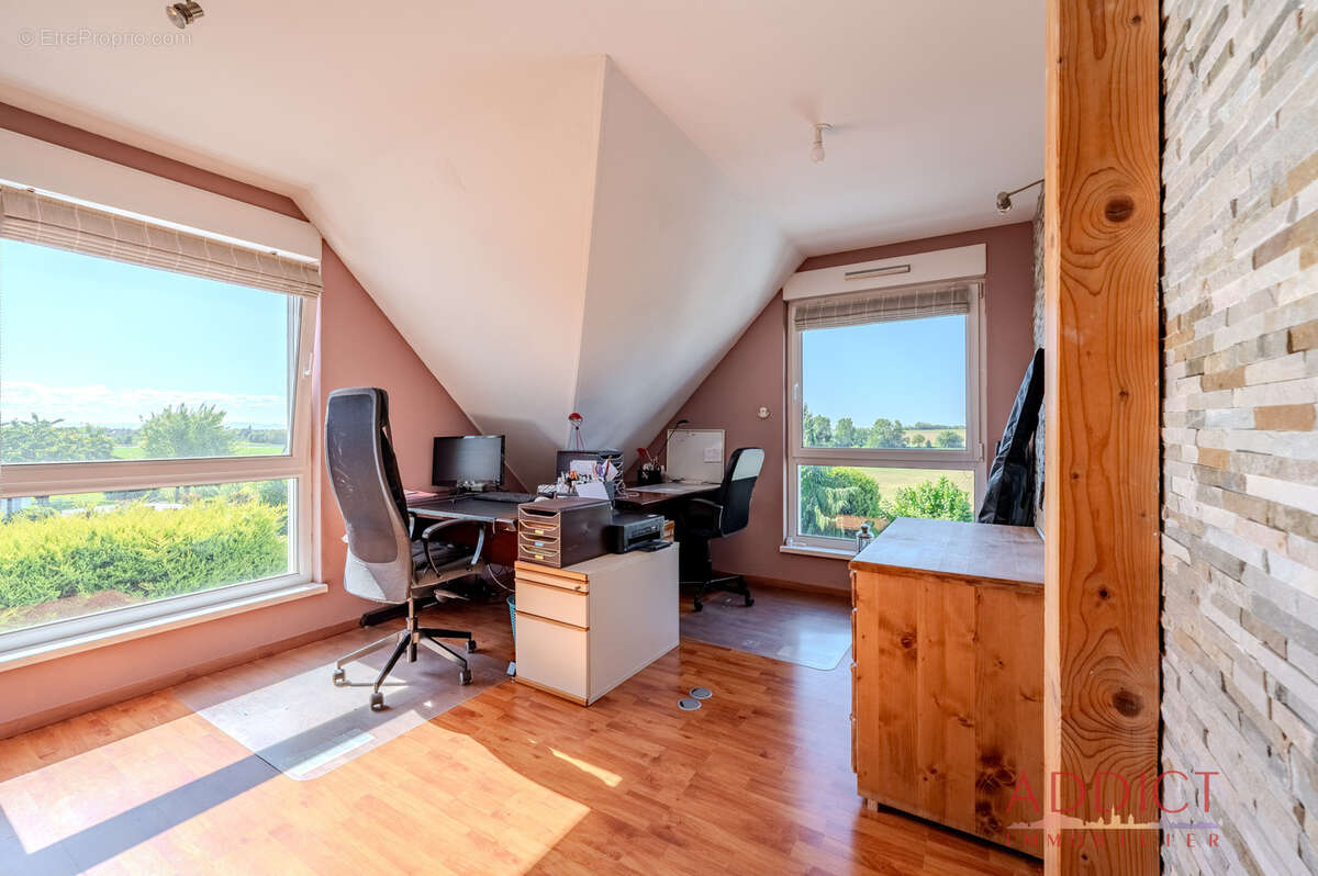 Maison à WIWERSHEIM