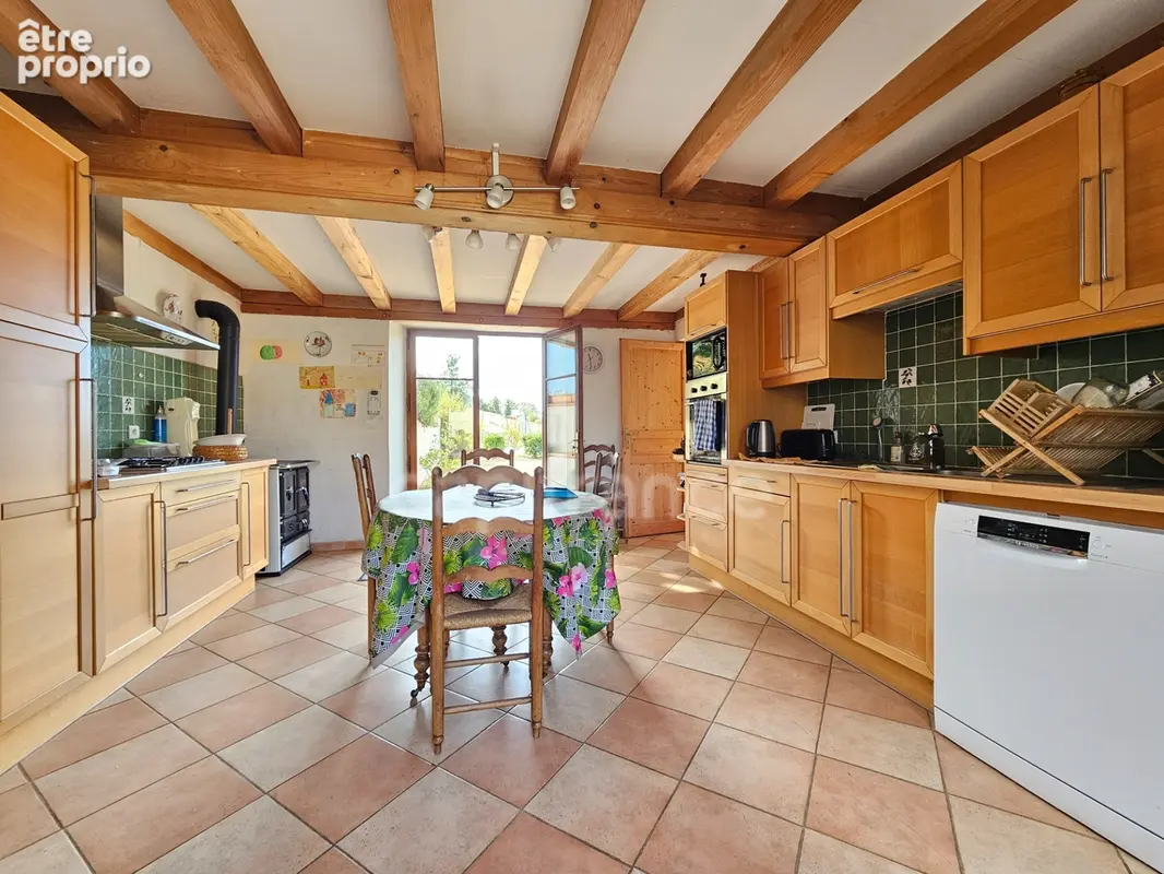 Maison à vendre 6 pièces avec Piscine et 17 919 m² de terrain COTTANCE (42) - photo 7