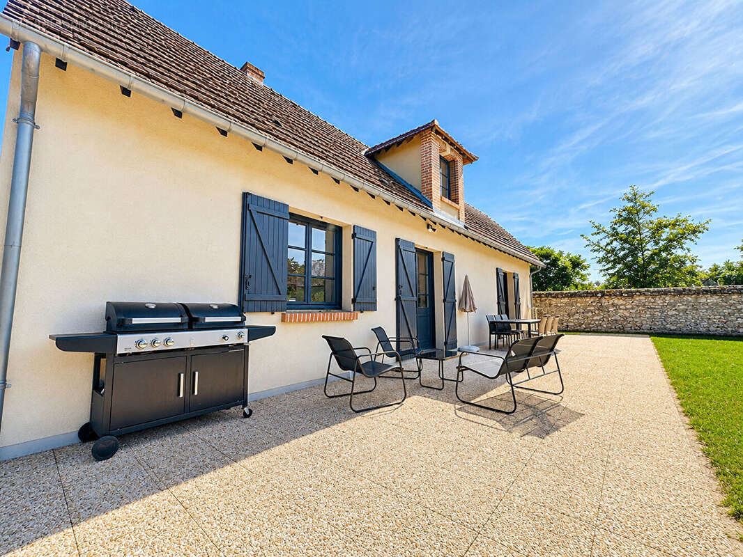Maison 160m² à saint-hilaire-saint-mesmin - photo 4