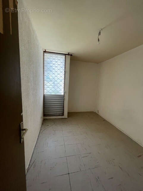 Appartement à LE MOULE