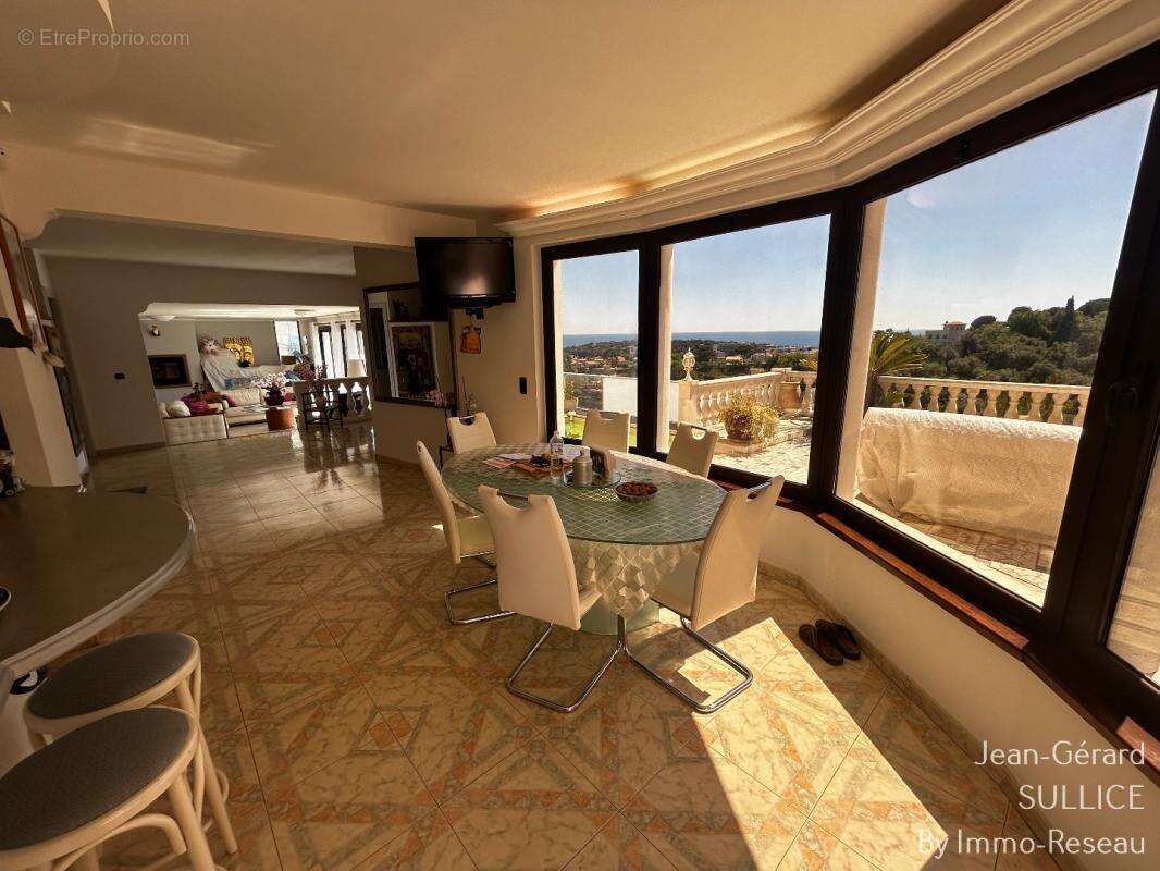 Maison à ROQUEBRUNE-CAP-MARTIN