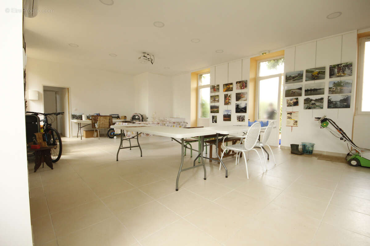 Maison à SAINTE-GEMME