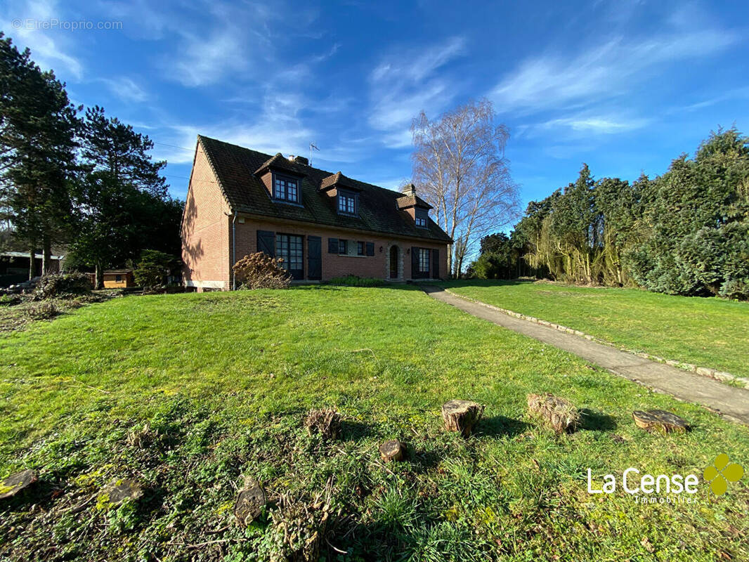 Maison à SAINGHIN-EN-MELANTOIS