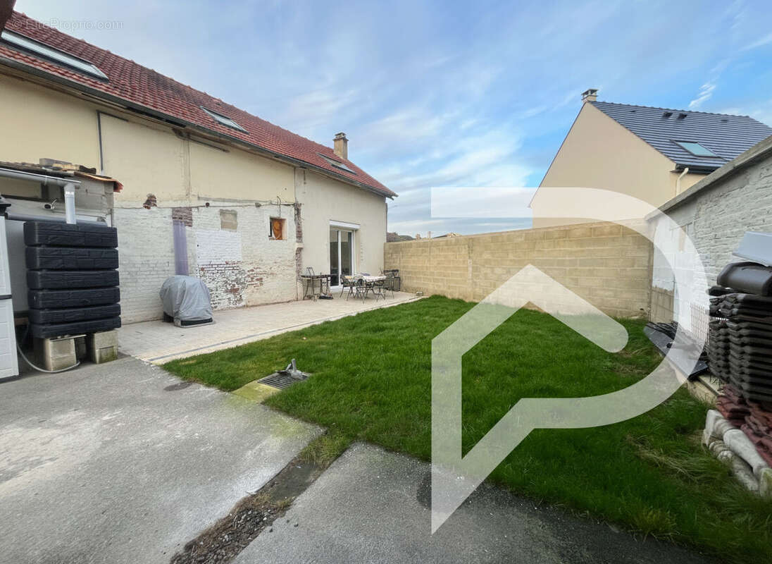 Maison à SAINT-MARTIN-LONGUEAU