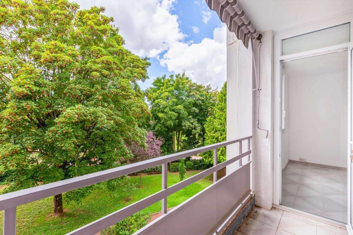 Appartement à LYON-5E