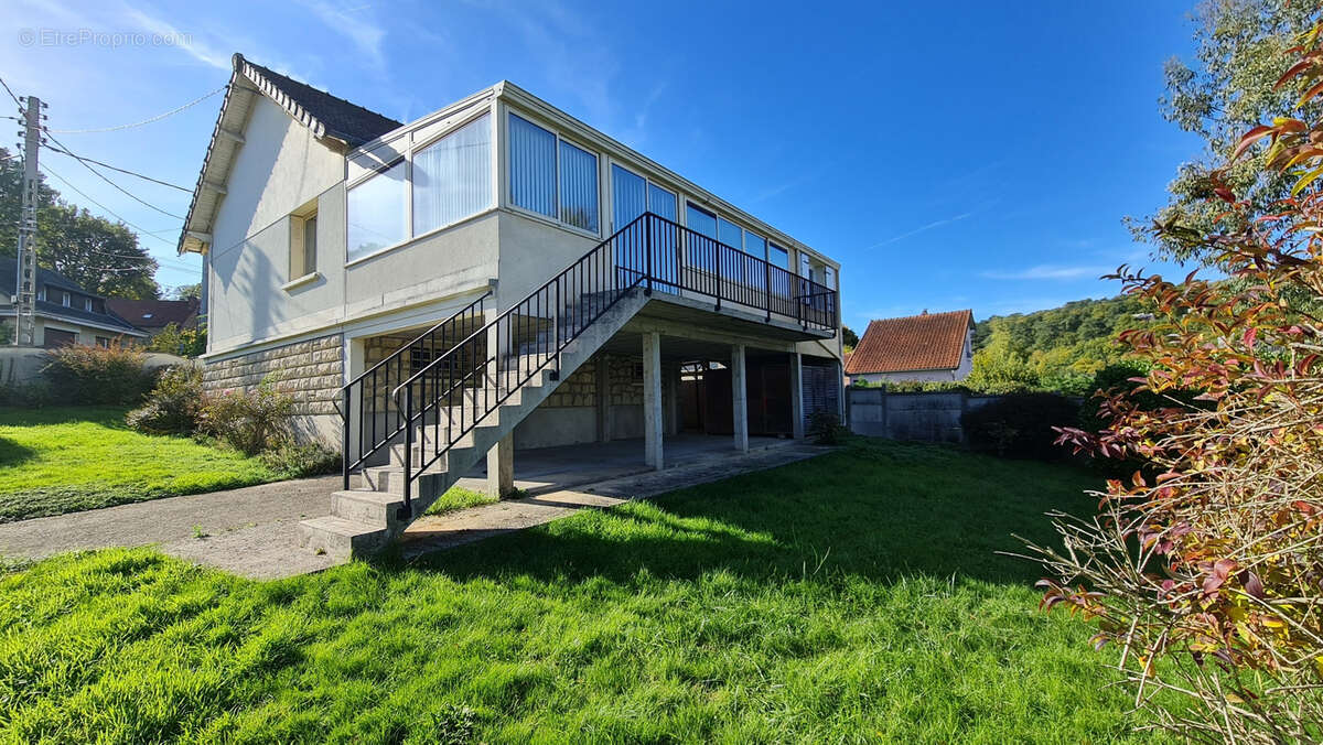Maison à GOMETZ-LE-CHATEL