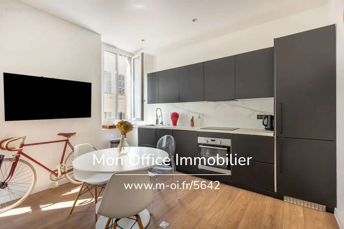 Appartement à MARSEILLE-6E