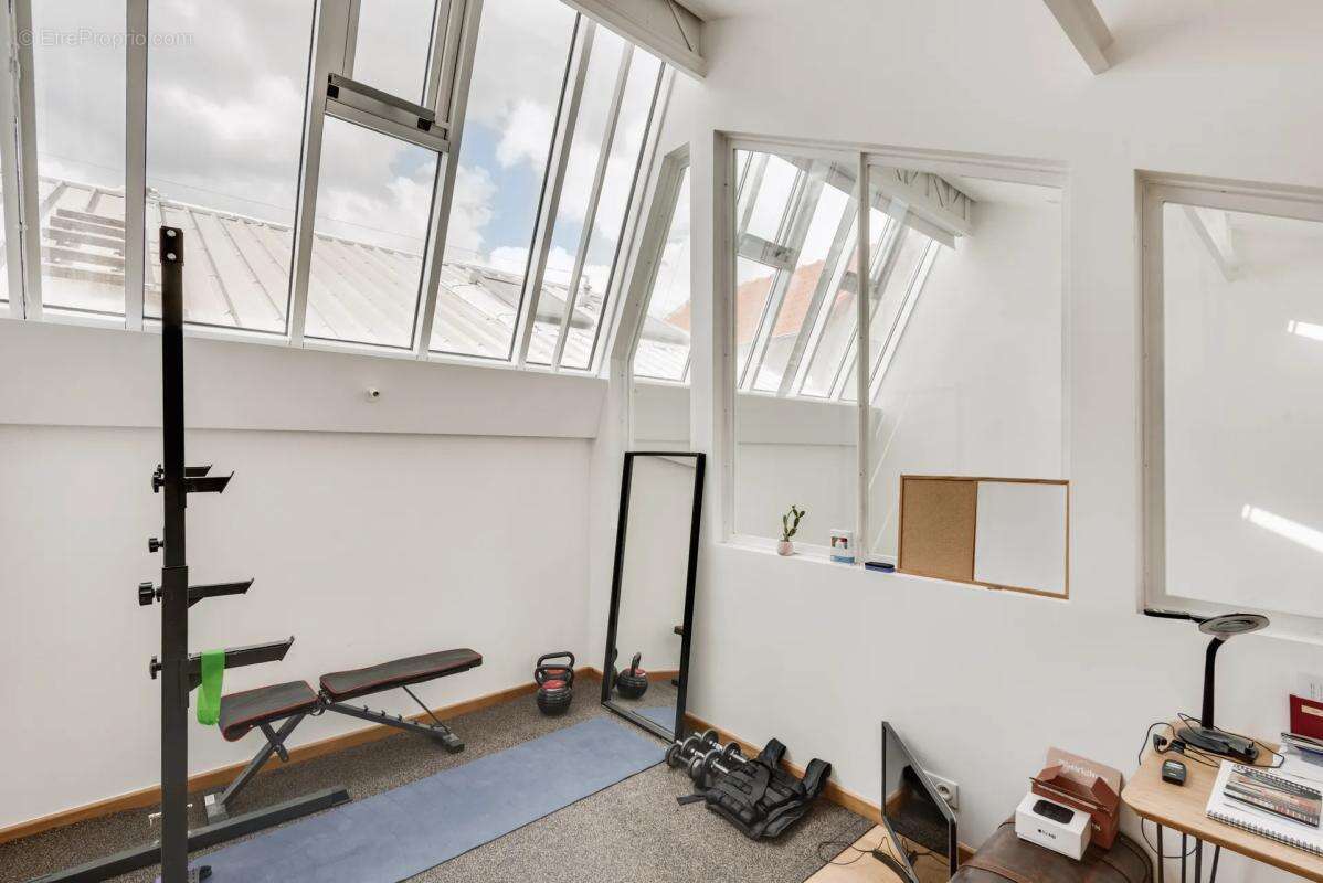 Appartement à COLOMBES