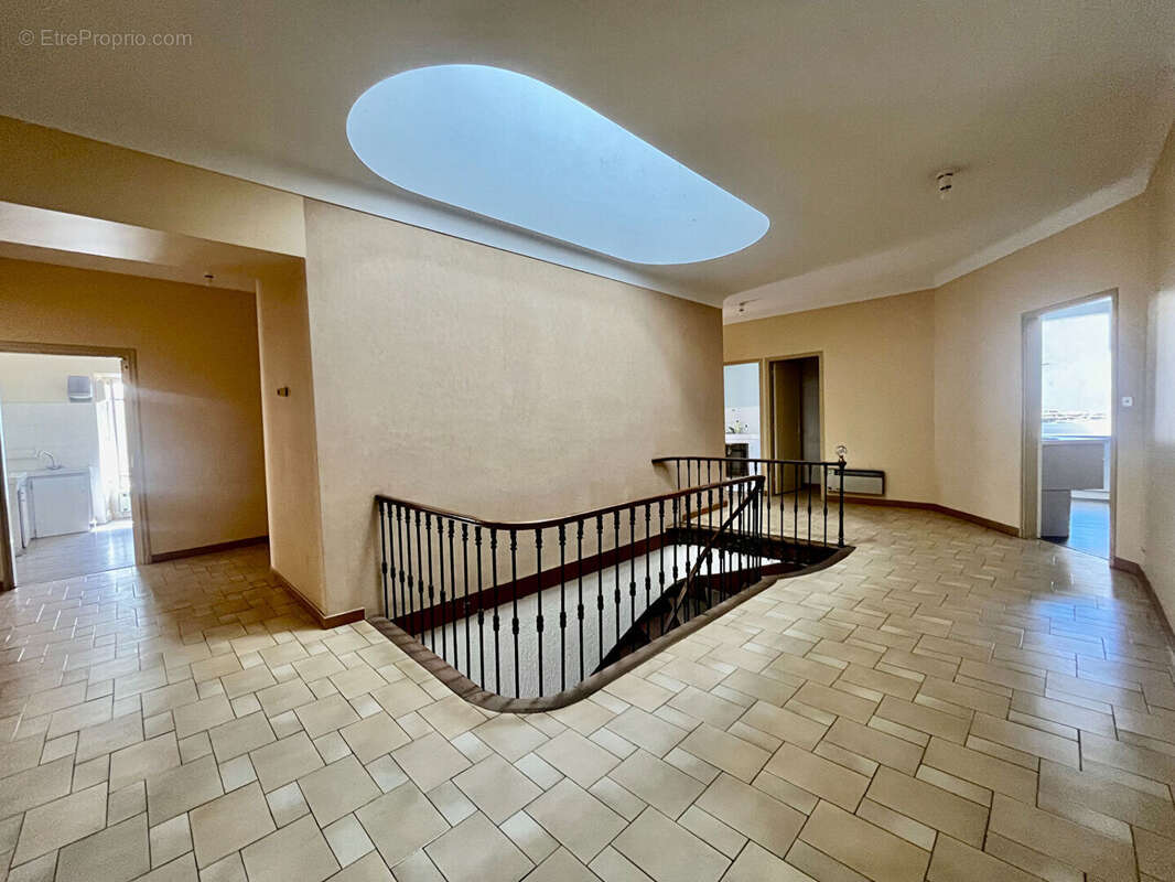 Appartement à SAINTE-LIVRADE-SUR-LOT