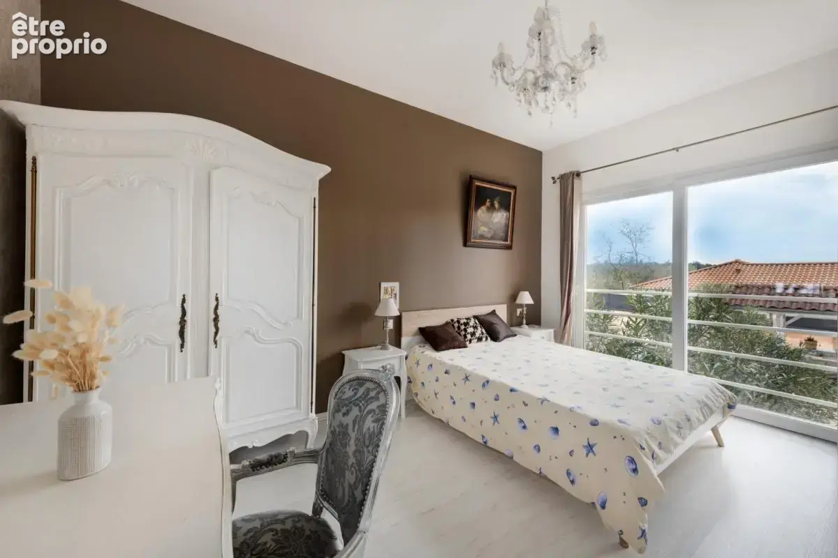 Très belle propriété Maison 8 pièces + 4/5 studios - photo 11