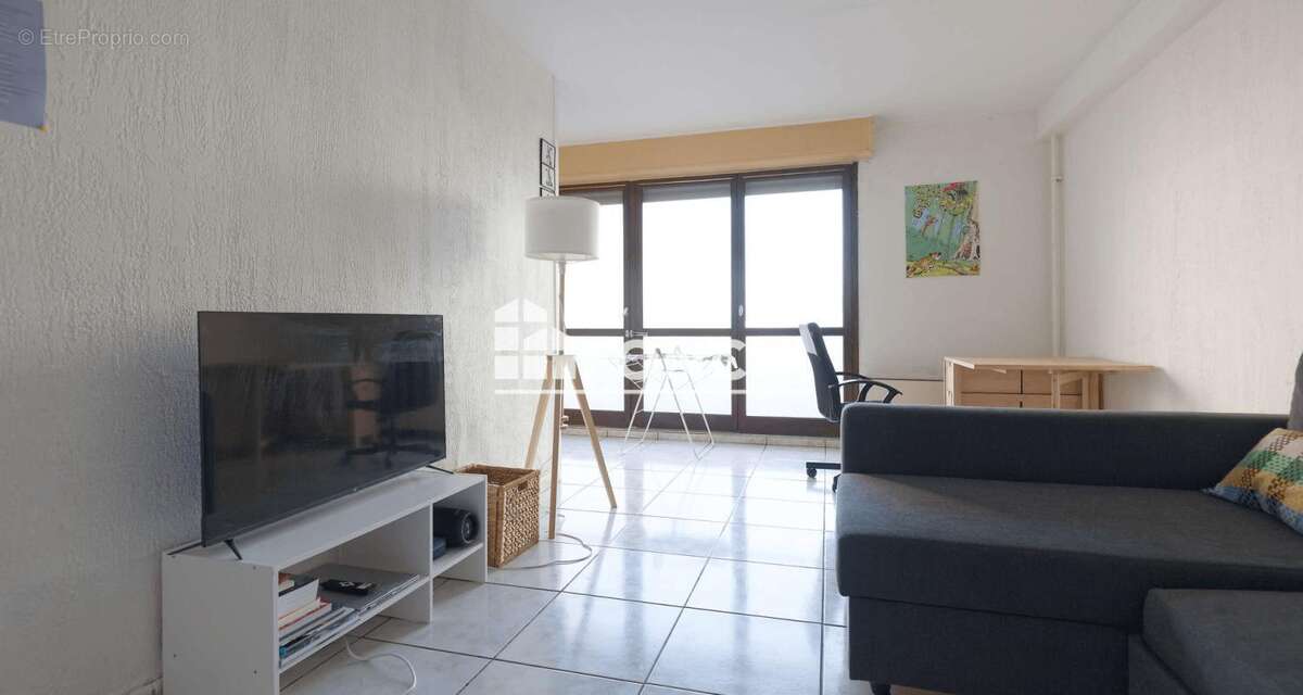 Studio de 37 m2 avec parking privé - photo 2