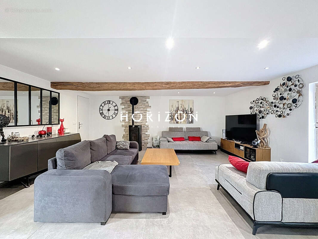 Maison à SAINT-DIDIER-SUR-CHALARONNE