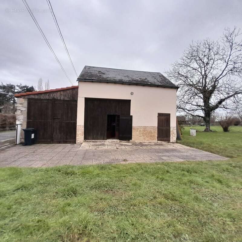 Maison à SAINT-MARCEL