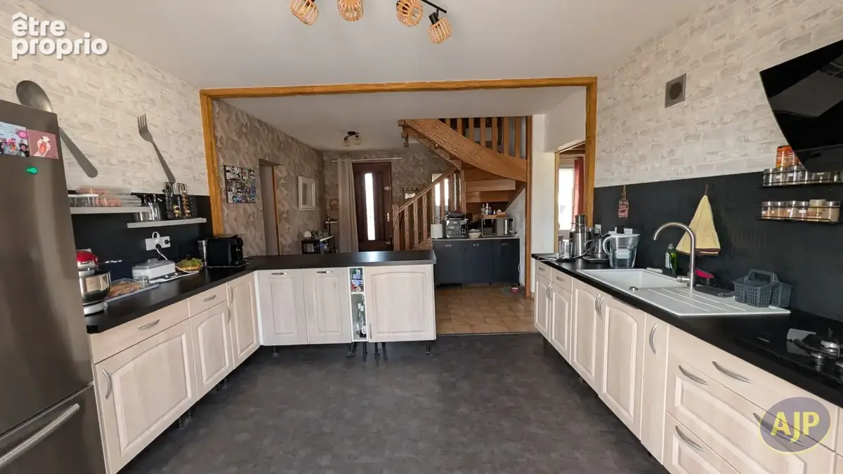 Maison Saint Michel En L Herm 6 pièce(s) 143.65 m2 - photo 3