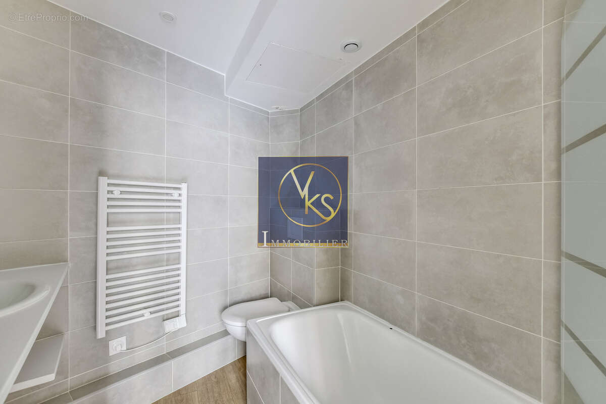 Appartement à PARIS-15E