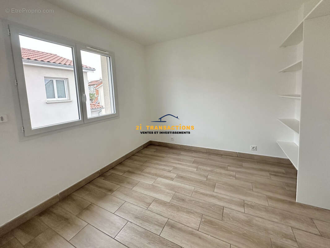 Maison à LA GRAND-CROIX