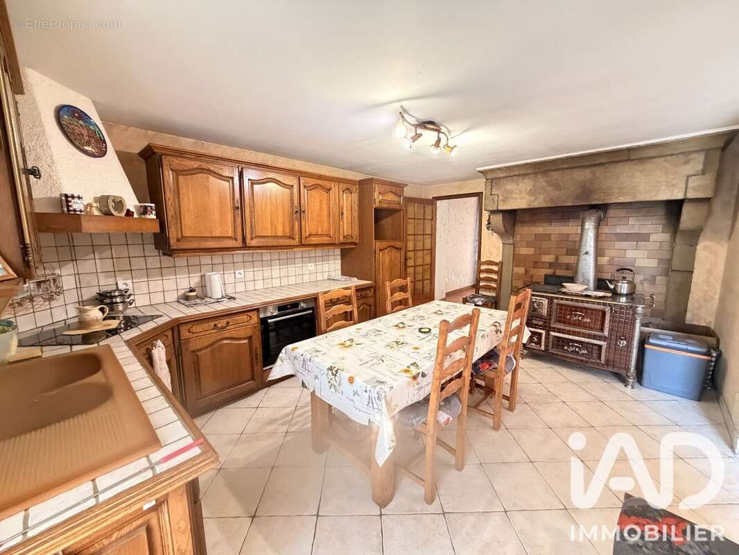 Maison 158 m² à Jasney  - photo 8