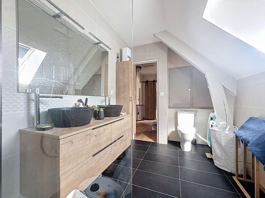 Maison à SAINT-VIANCE