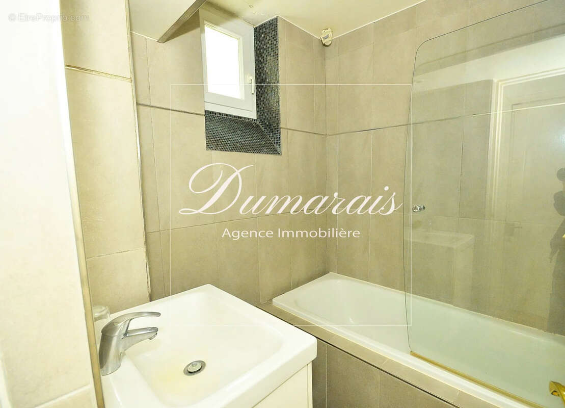 Appartement à PARIS-4E